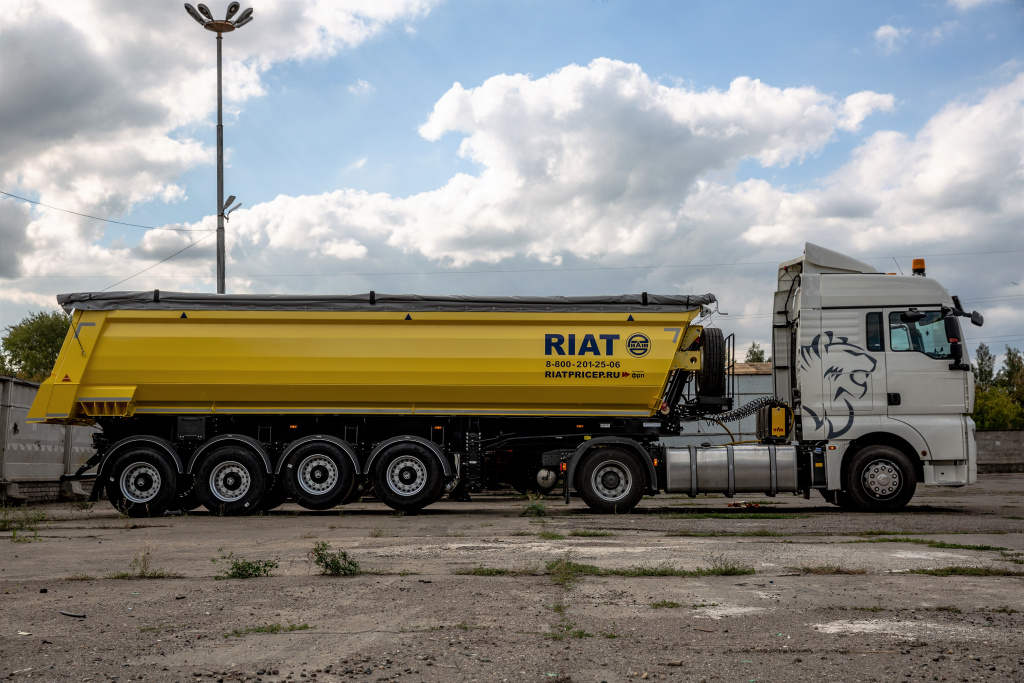 Полуприцеп РИАТ