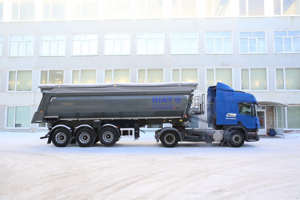 Полуприцеп РИАТ халф-пайп